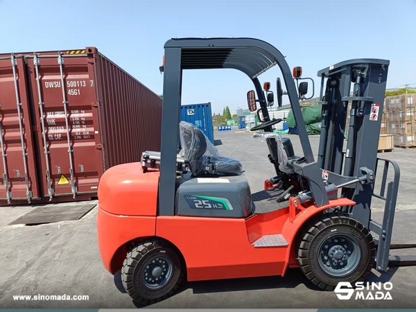 Thailand - 2 Units HELI CPD25-A7LiH2 Forklifts