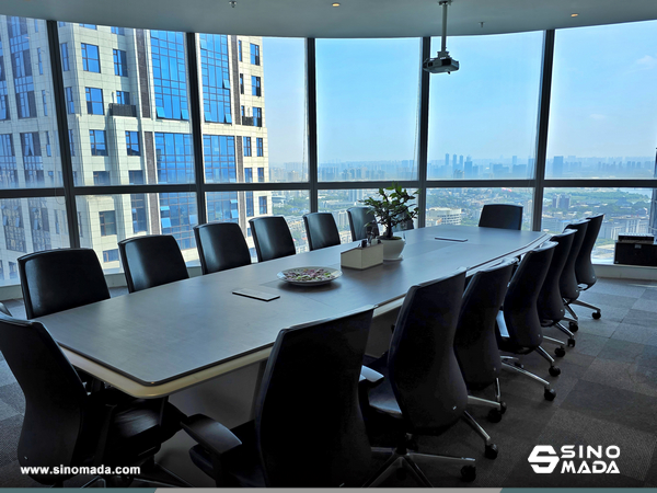 SINOMADA Celebrates Office Relocation with Joyful Gathering